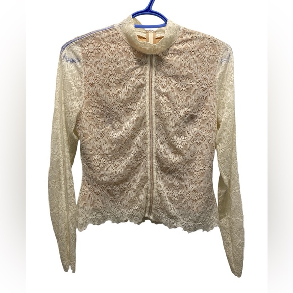 Wilfred Aritzia Adriane Lace Mock Neck Lined Blouse Size Medium Oak Nude VGUC - Picture 4 of 9